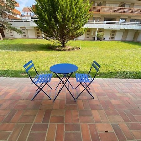 Studio Deauville Situe Devant La Plage Экстерьер фото